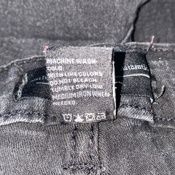 Quality PD&C Authenticity Stretch Jeans - Picture 8 of 8